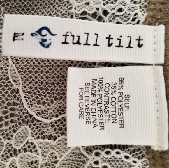 Full Tilt Button up Women's Cardigan Medium Size - Picture 3 of 4